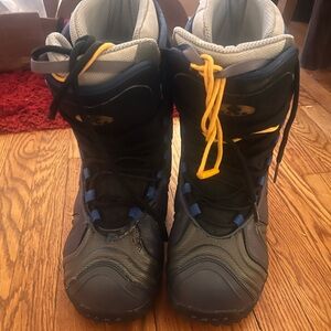 Encore vans men’s size 9